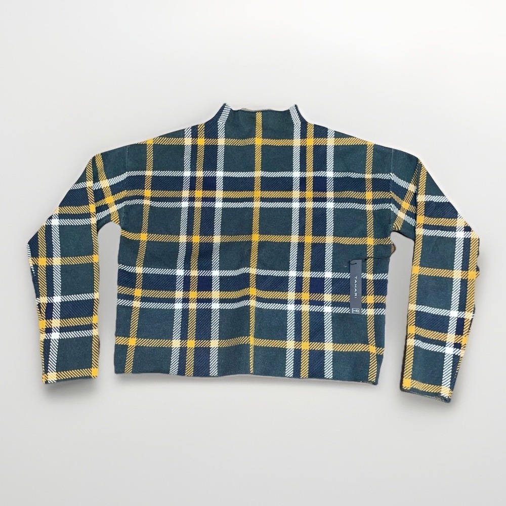 Tahari Women's Medium Plaid Sweater Green Yellow Long Sleeve Knit Top